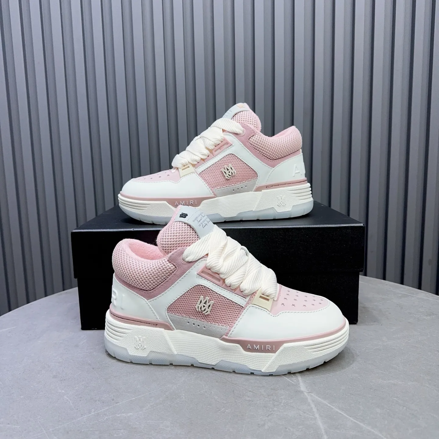 Men's shoes 💰660💰 AMIRI AMIRI trendy brand hot sale 🔥 Available all year round, couples 💑 Official website synchronization Imported fabrics 1⃣️ vs 1⃣️ replica, original factory special original sole, 35-45 (45. non-refundable)